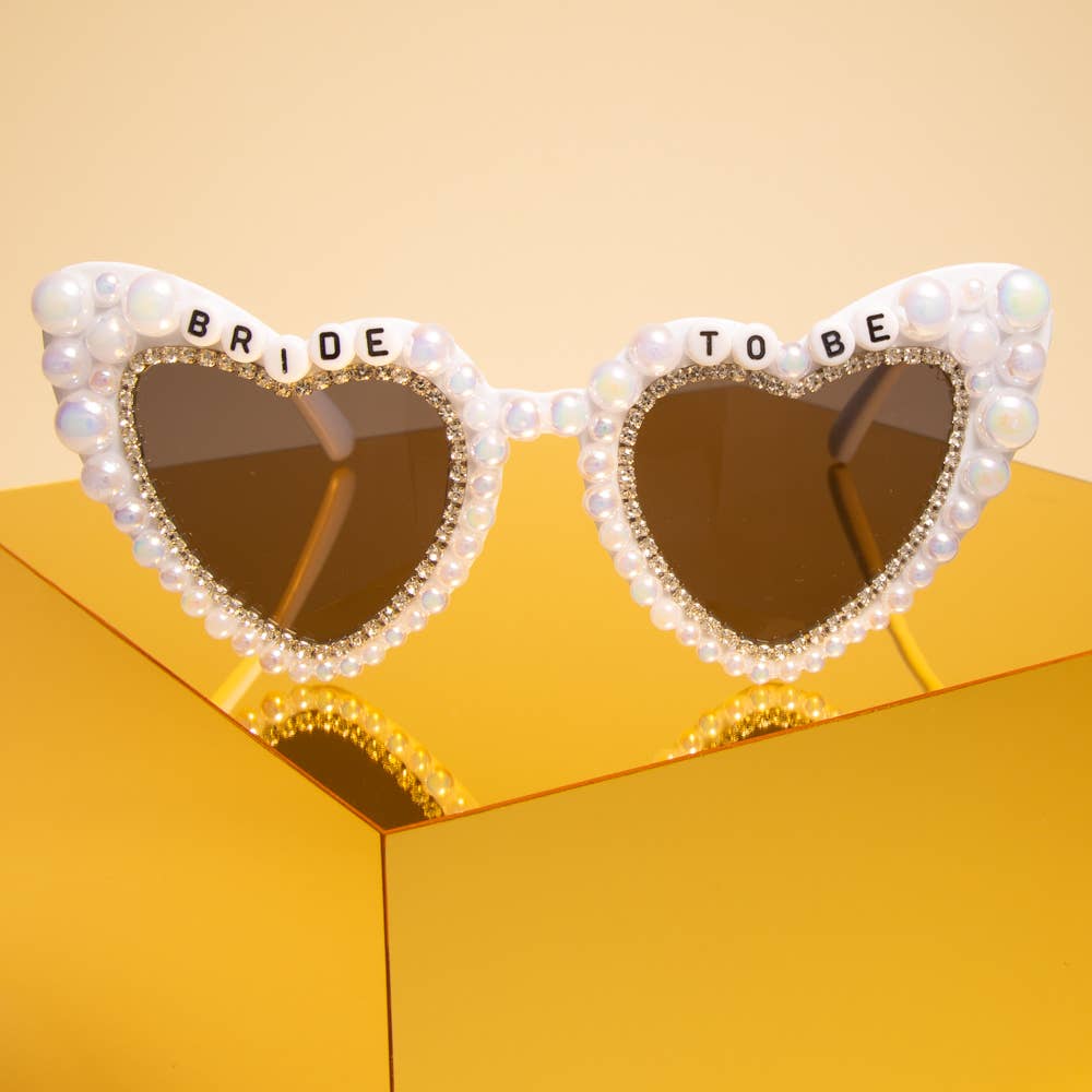 "Bride to Be" Beaded Fashion Glasses with Decorative Pearls