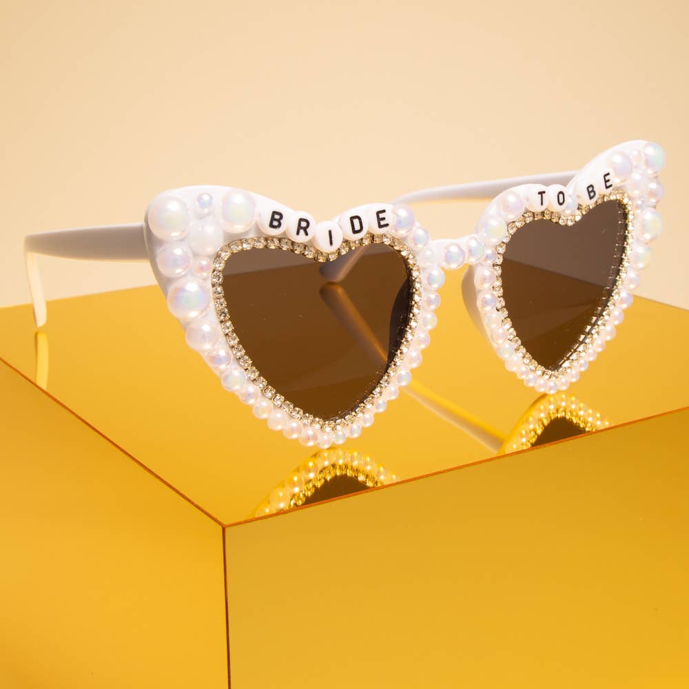 "Bride to Be" Beaded Fashion Glasses with Decorative Pearls